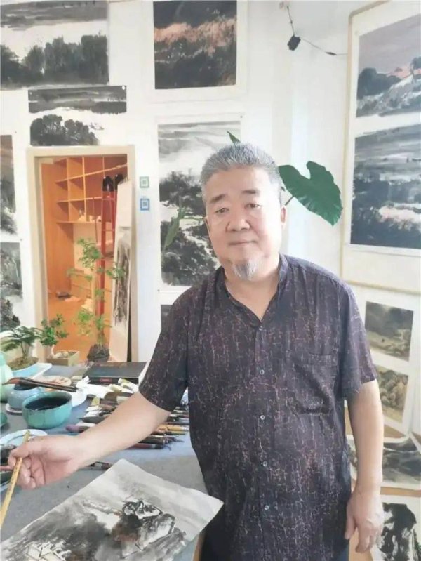 蜂窝配资 李贵画家——王雪涛亲传弟子